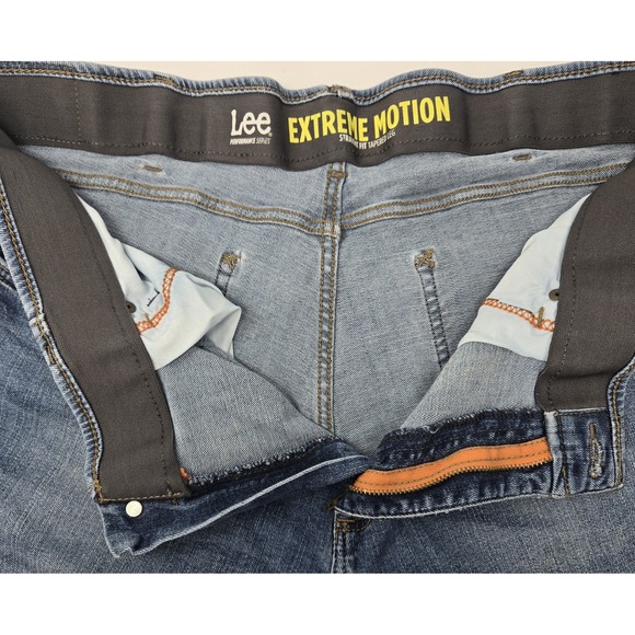 Lee Extreme Motion Jeans‎ Men's 38x27 Straight Fit Tapered Leg Stretch Med Wash - Picture 5 of 6
